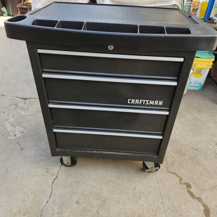 Craftsman tool box Rolling