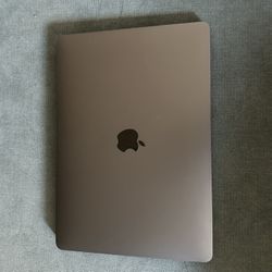 MacBook Air 13.3 Retina Display 8GB