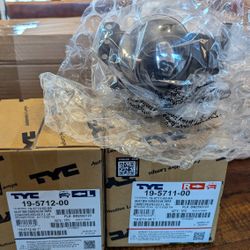 BMW '03-'06 E46 Fog lights & Head Light Covers