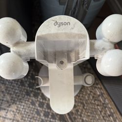 Dyson Vacuum Tools Dock