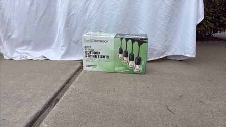 Outdoor string light