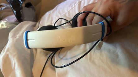 Pop headphones