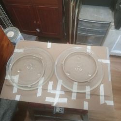 Microwave Glass Plates. With Rollers.