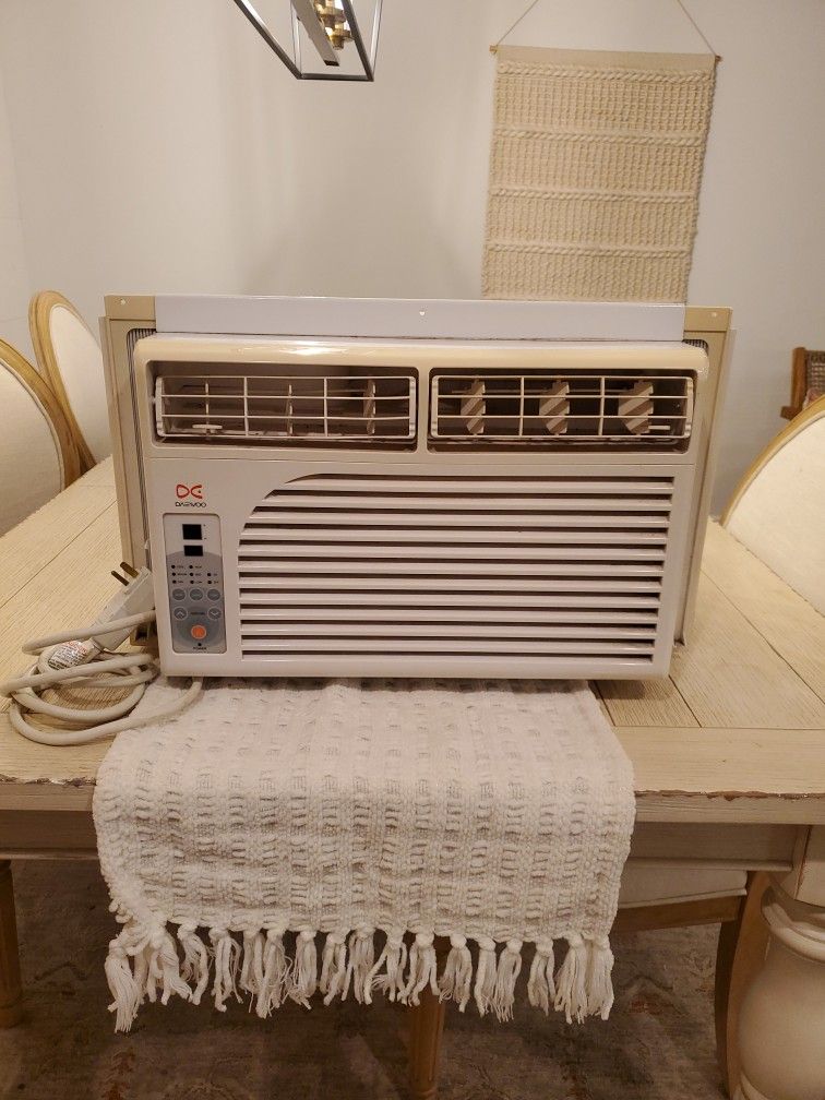 Window Air Conditioner