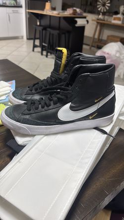 Tenis zapatos size 10  nike
