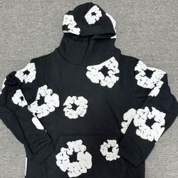 Denim Tears Cotton Wreath Sweatshirt Hoodie Black Size Medium(Brand New)