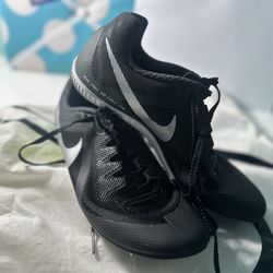 Track and field Shoes, Size 5.5, Nike