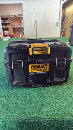 Dewalt tough system 2.0 charger