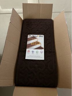FlowFoli branded non-slip stair treads.