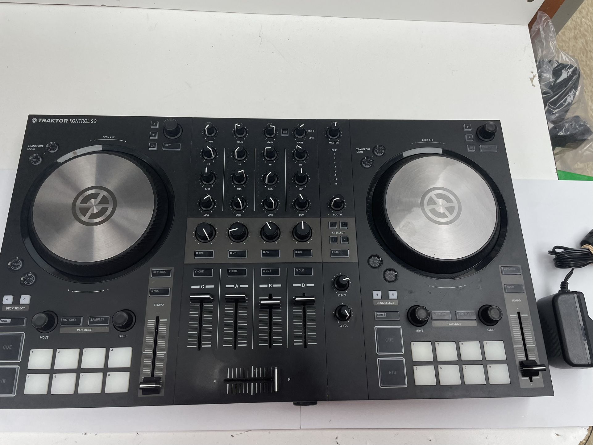 Used Traktor Instrument; Kontrol