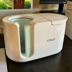 Cricut Mug Press – Like New – $60