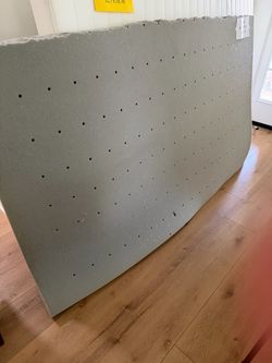 Foam queen mattress