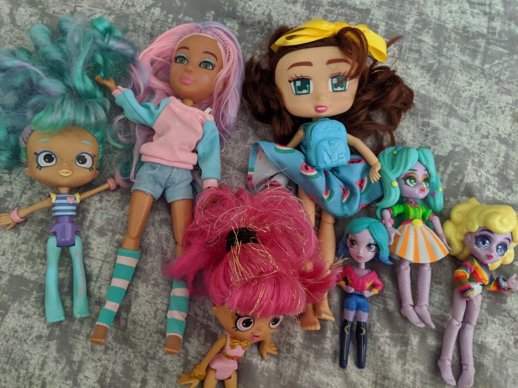 Girls dolls