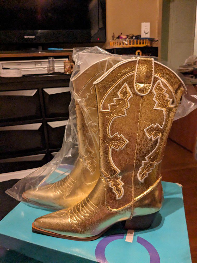 Gold Women's Cowboy Boots.