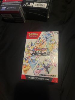 Pokemon Prismatic Evolutions Bundle