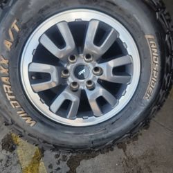 4 Used Wheels AND TIRES 285 70 17 $900