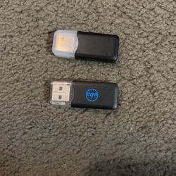 2 USB Micro SD reader