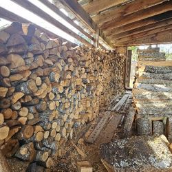 Oak Dry Seasoned Firewood 