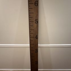 Hanging Wall Art Ruler