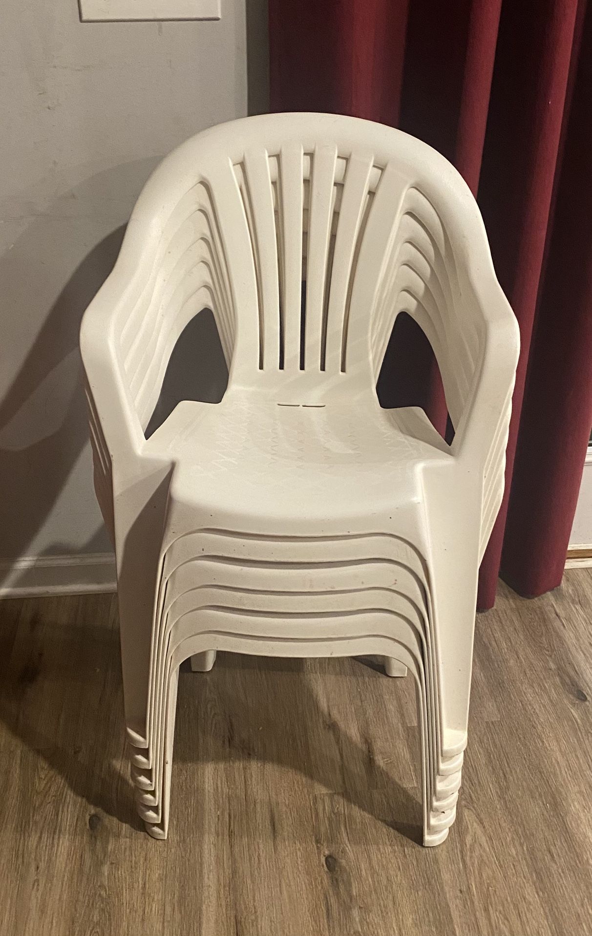 8 Plastic Chairs