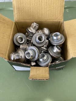 2008-2024 OEM/ORIGINAL Toyota Tundra/Sequoia Lug Nuts Set 24 pcs.
