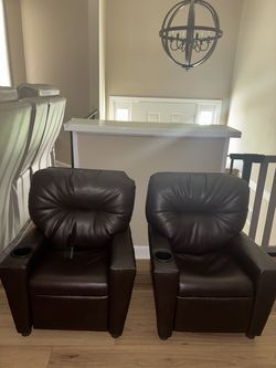 Set of 2 Brown Kids Recliners with Cup Holders