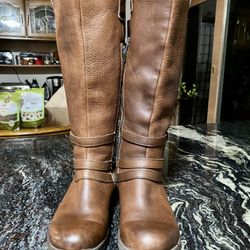 Women’s Leather Boots