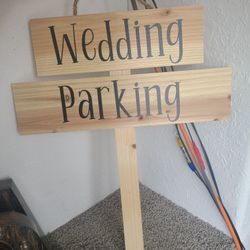Wedding Signs And Decor