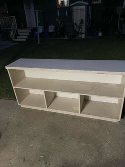 Gabinete en buenas condiciones