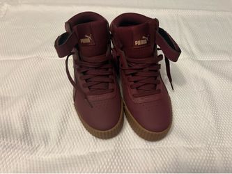 Carina mid burgundy pumas