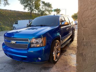 2007 Chevy Suburban LTZ candy paint