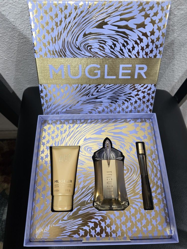 Mugler Alien Goddess Eau de Parfum Fragrance Gift Set