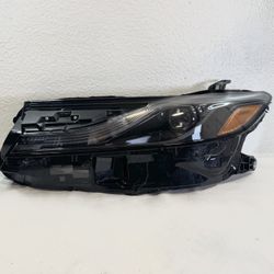 2024 - 2025 TOYOTA CAMRY SE // LE LH DRIVER SIDE HEADLIGHT OEM