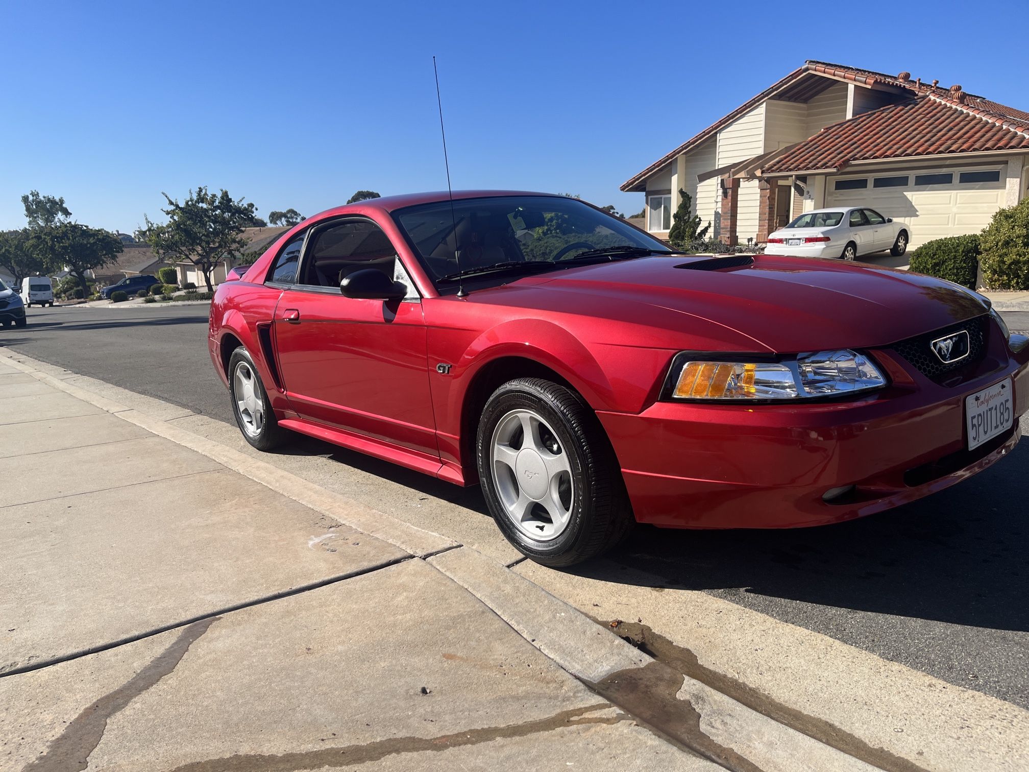 2000 Ford Mustang