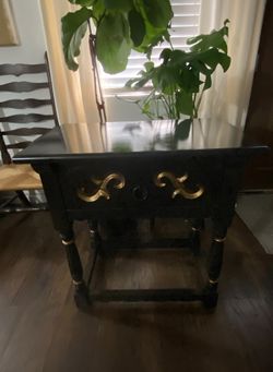 Decorative Wood Side Table with Drawer $55.00 OBO