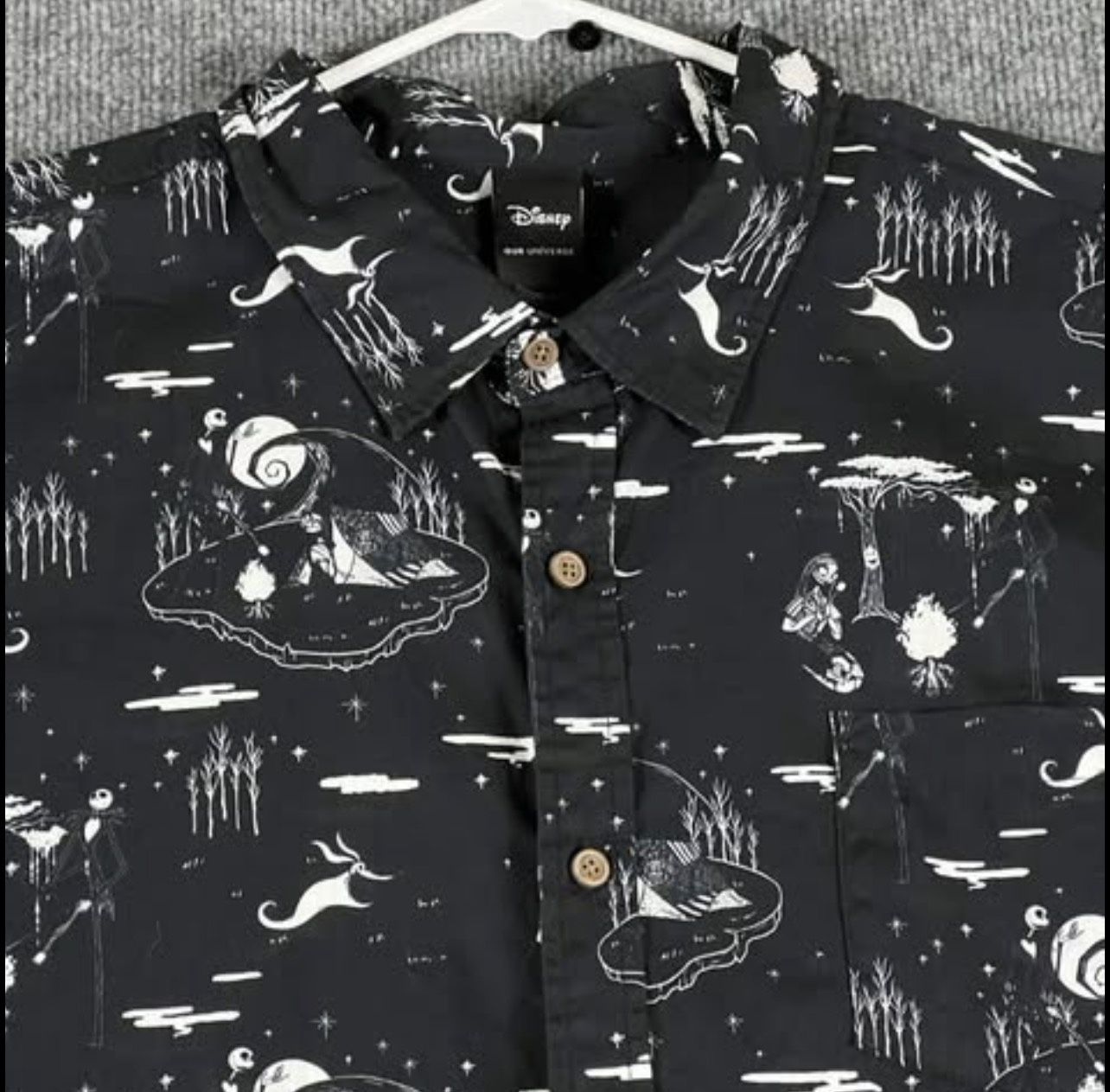 Disney Tim Burton Nightmare Before Christmas 2XL Men’s Black Short Sleeve Button-Up Shirt