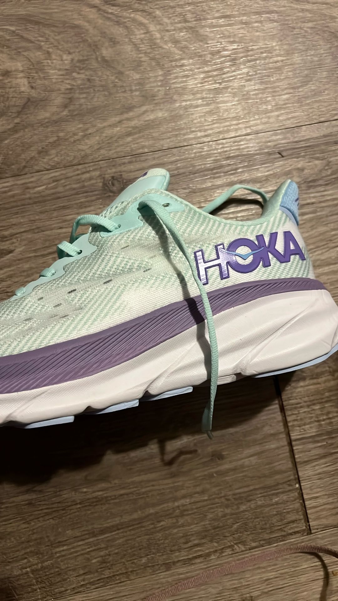 Hoka shoes size 9