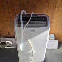 Black + Decker 14,000 BTU Smart Portable AC Unit