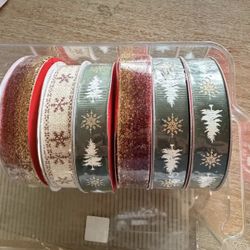 Brand New Holiday Ribbons Set (6) 