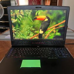 Alienware R4 17 Laptop