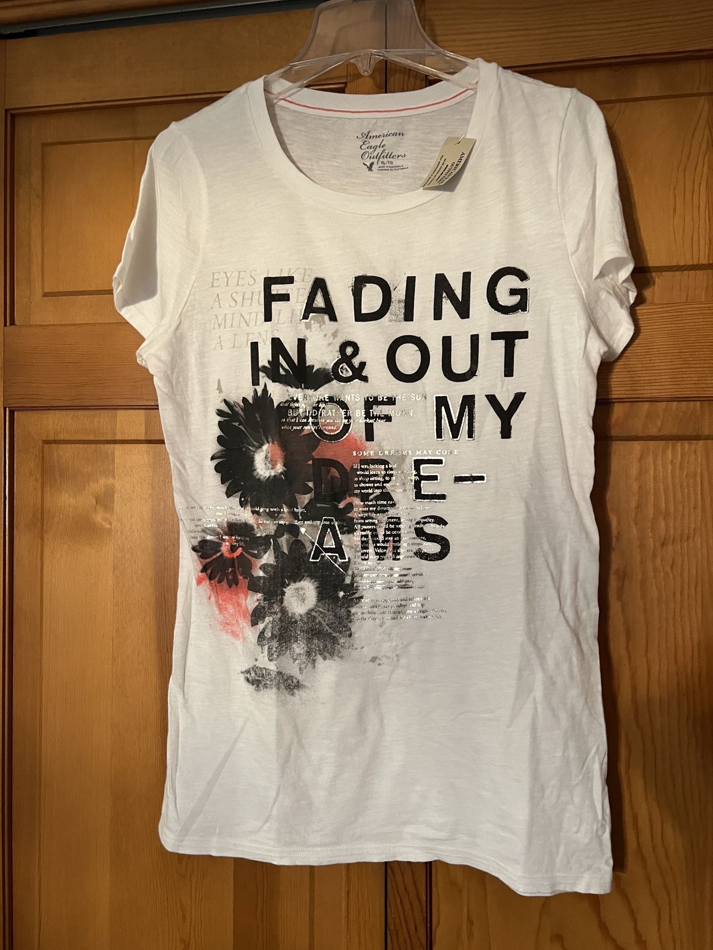 BRAND NEW In & Out of My Dreams Colorful Top