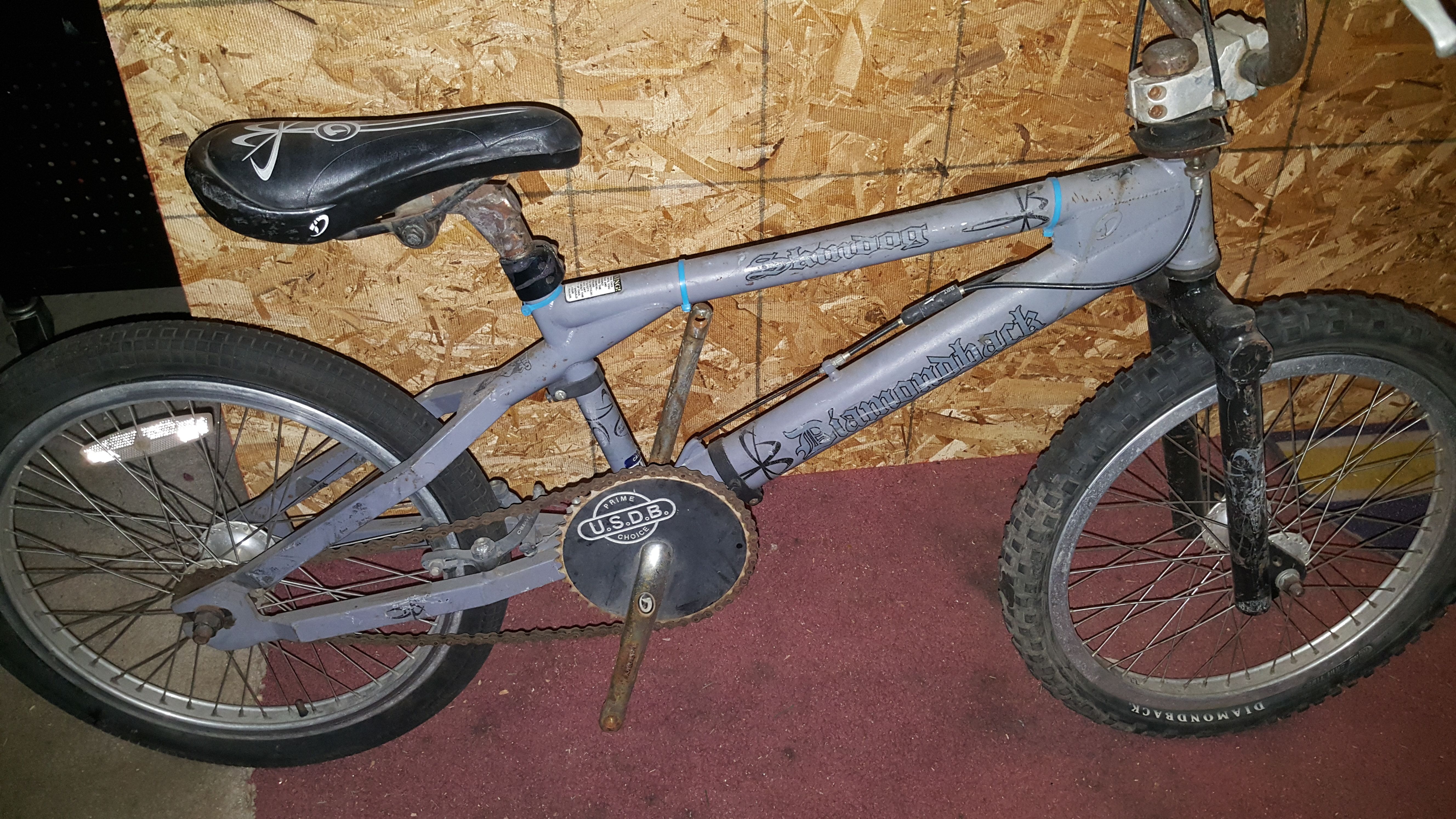 Diamondback skindog top