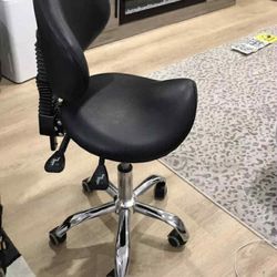 Ergonomic lash chair black saddle stool 