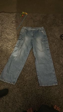 Gap  cargo jeans mid rise