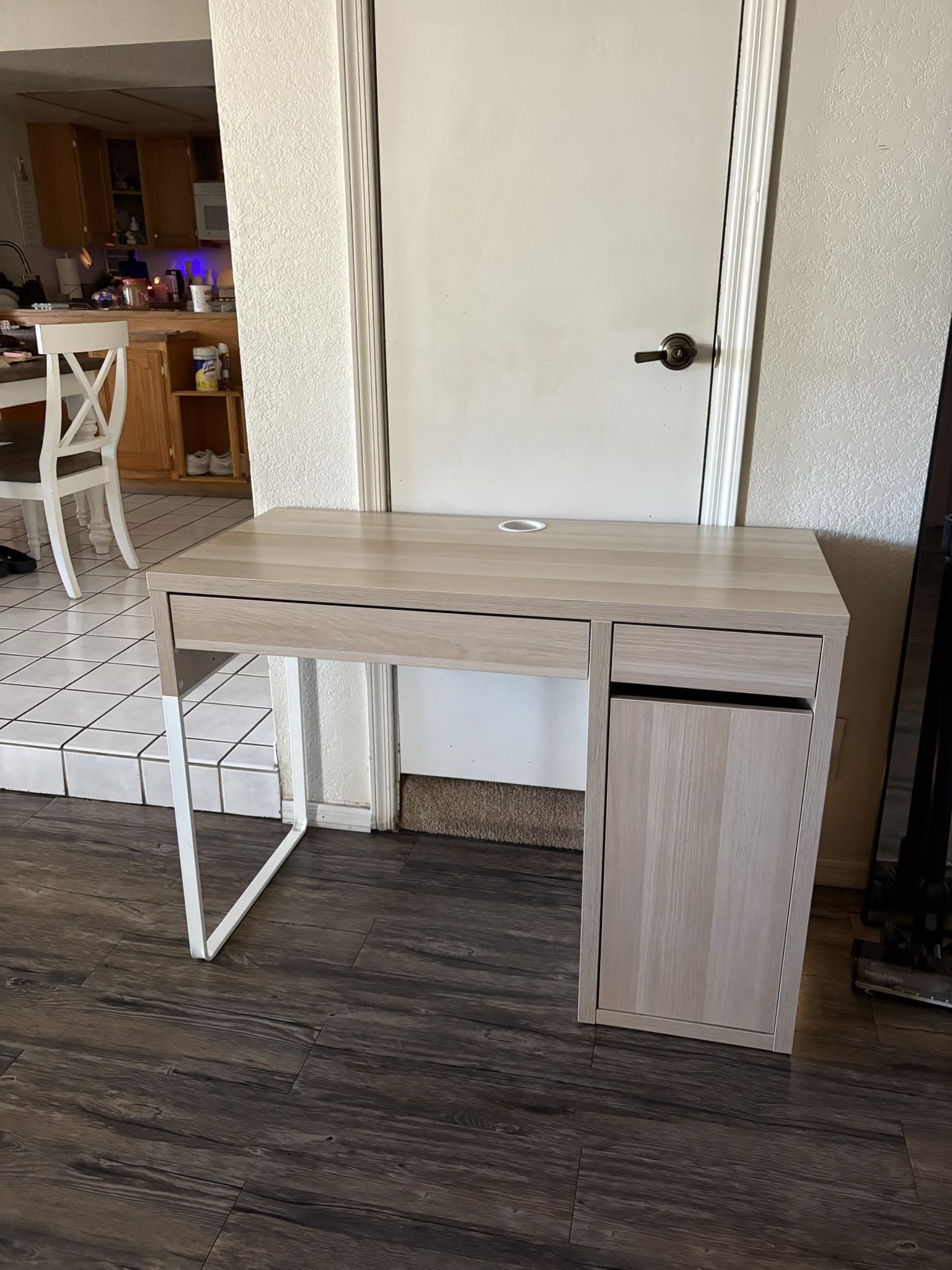 Desk with drawers and shelves! 