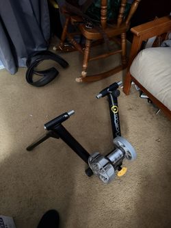 CycleOps Indoor Bike Trainer