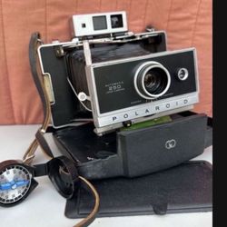 Polaroid Automatic 250 Land Camera - Vintage Instant Camera W Timer N Case