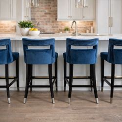 Set of 4 Navy Velvet Bar Stools