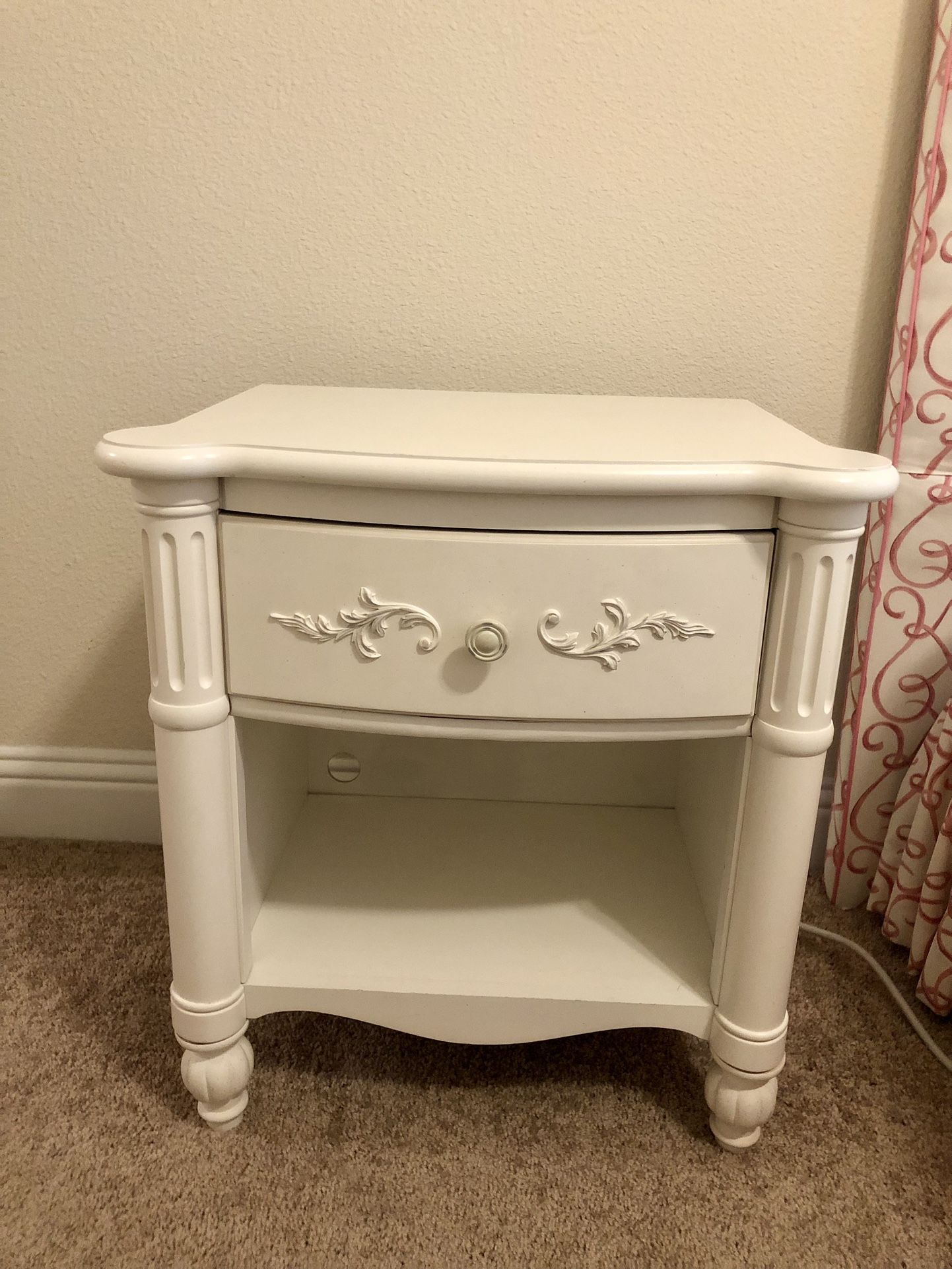 Pair Of Nightstands And Dresser 