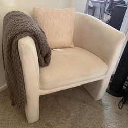 Threshold accent chair 